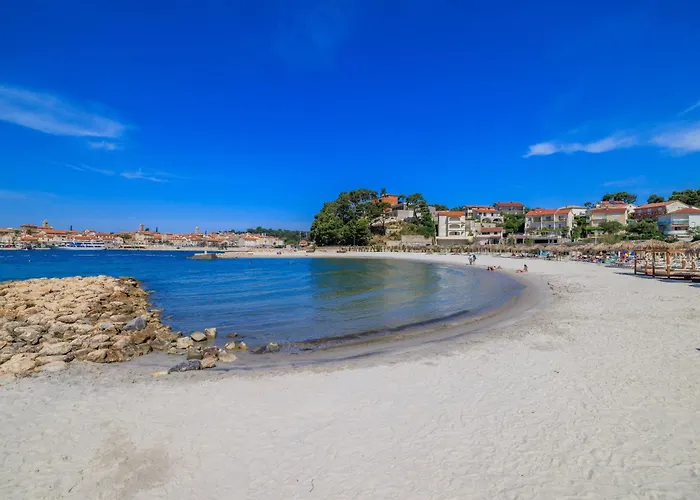 House Toni * Банёл