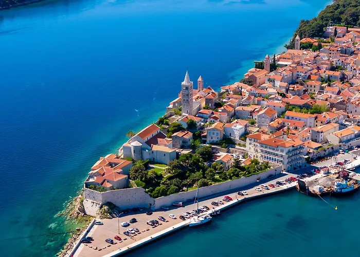 House Toni Банёл